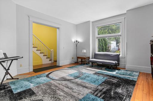 553 Sherburne Avenue, Saint Paul, MN 55103