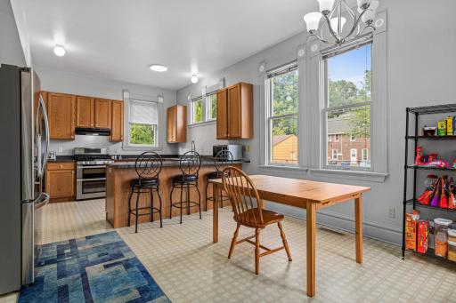 553 Sherburne Avenue, Saint Paul, MN 55103