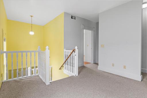 553 Sherburne Avenue, Saint Paul, MN 55103