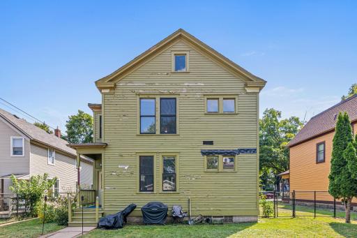 553 Sherburne Avenue, Saint Paul, MN 55103