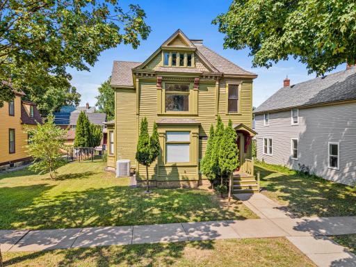553 Sherburne Avenue, Saint Paul, MN 55103