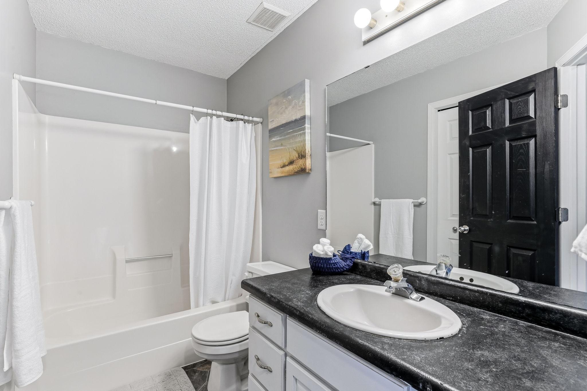 Upper Full Bath