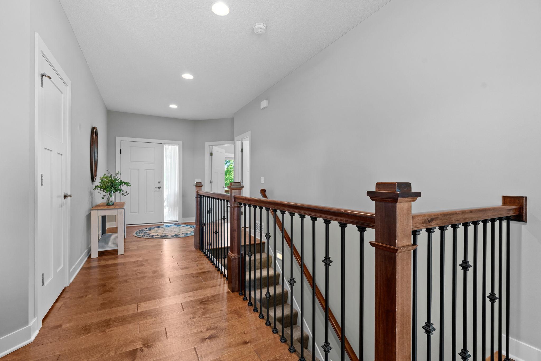 23-web-or-mls-12096 Malisa Ct-21.jpg