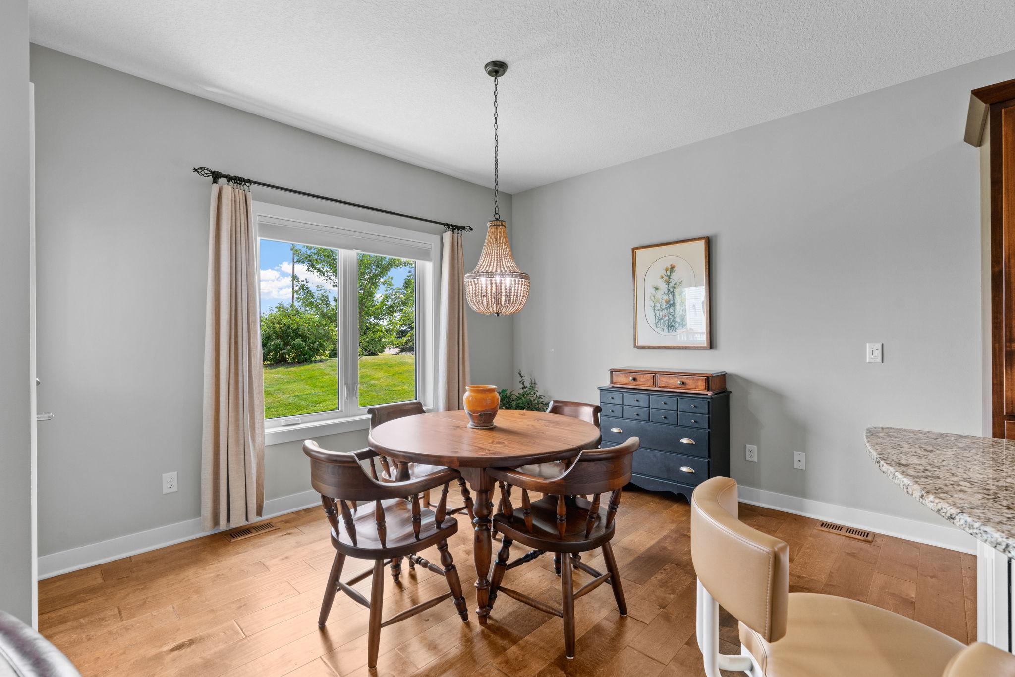 33-web-or-mls-12096 Malisa Ct-33.jpg