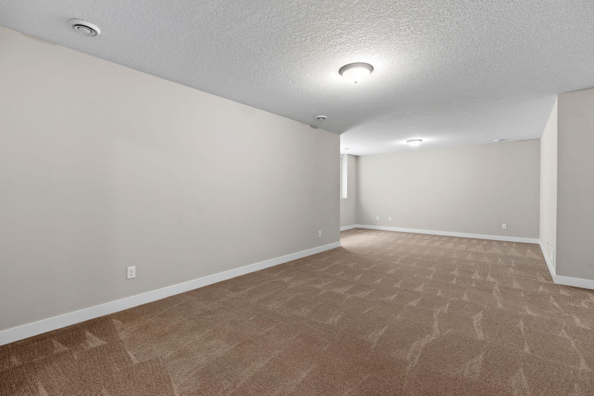 57-web-or-mls-12096 Malisa Ct-52.jpg