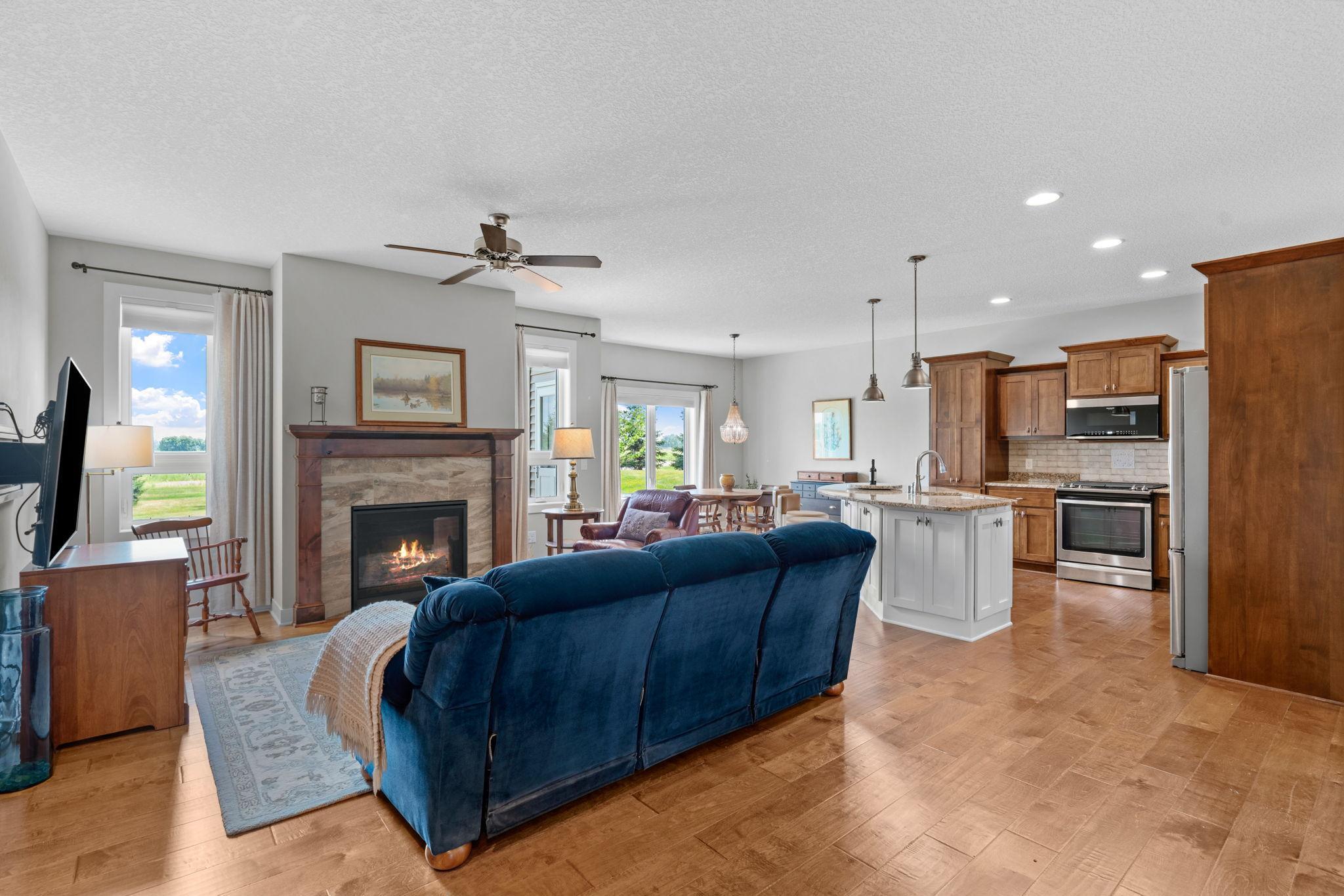 28-web-or-mls-12096 Malisa Ct-28.jpg