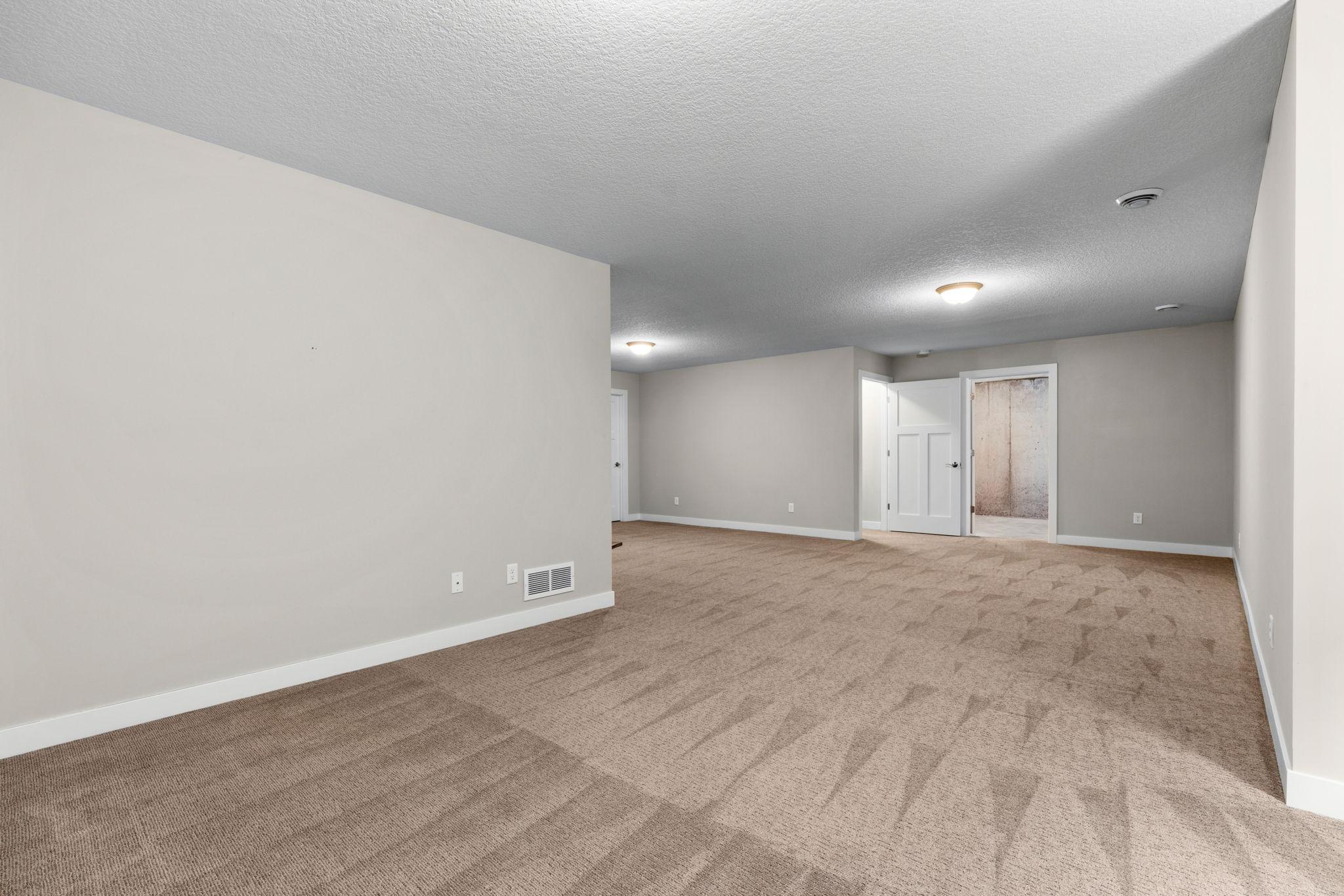 51-web-or-mls-12096 Malisa Ct-54.jpg