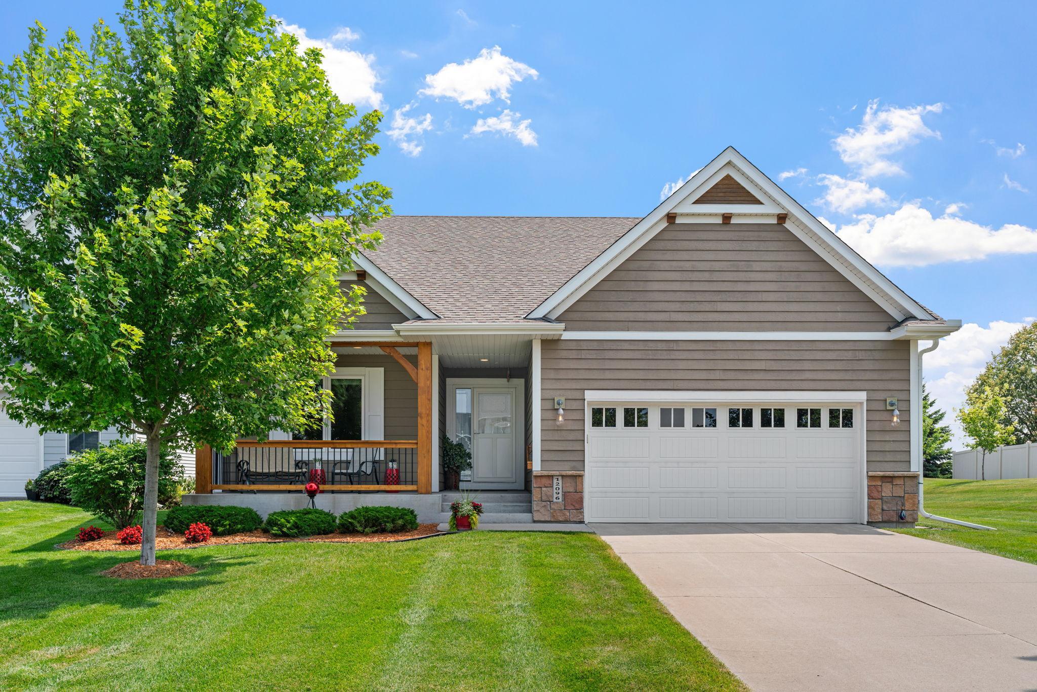 1-web-or-mls-12096 Malisa Ct-1.jpg