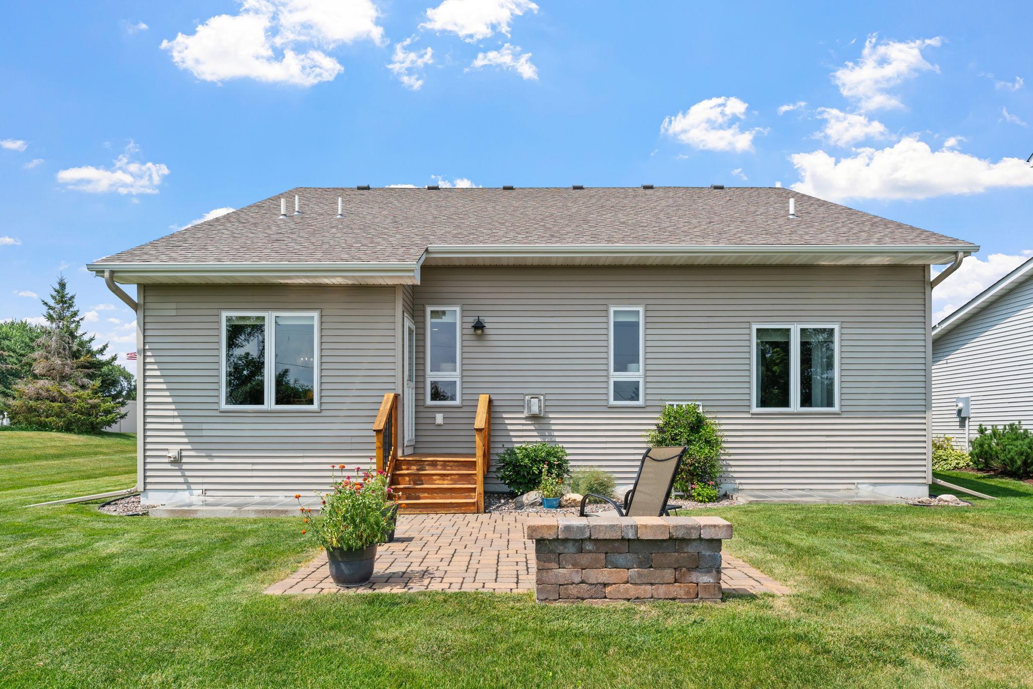 7-web-or-mls-12096 Malisa Ct-7.jpg