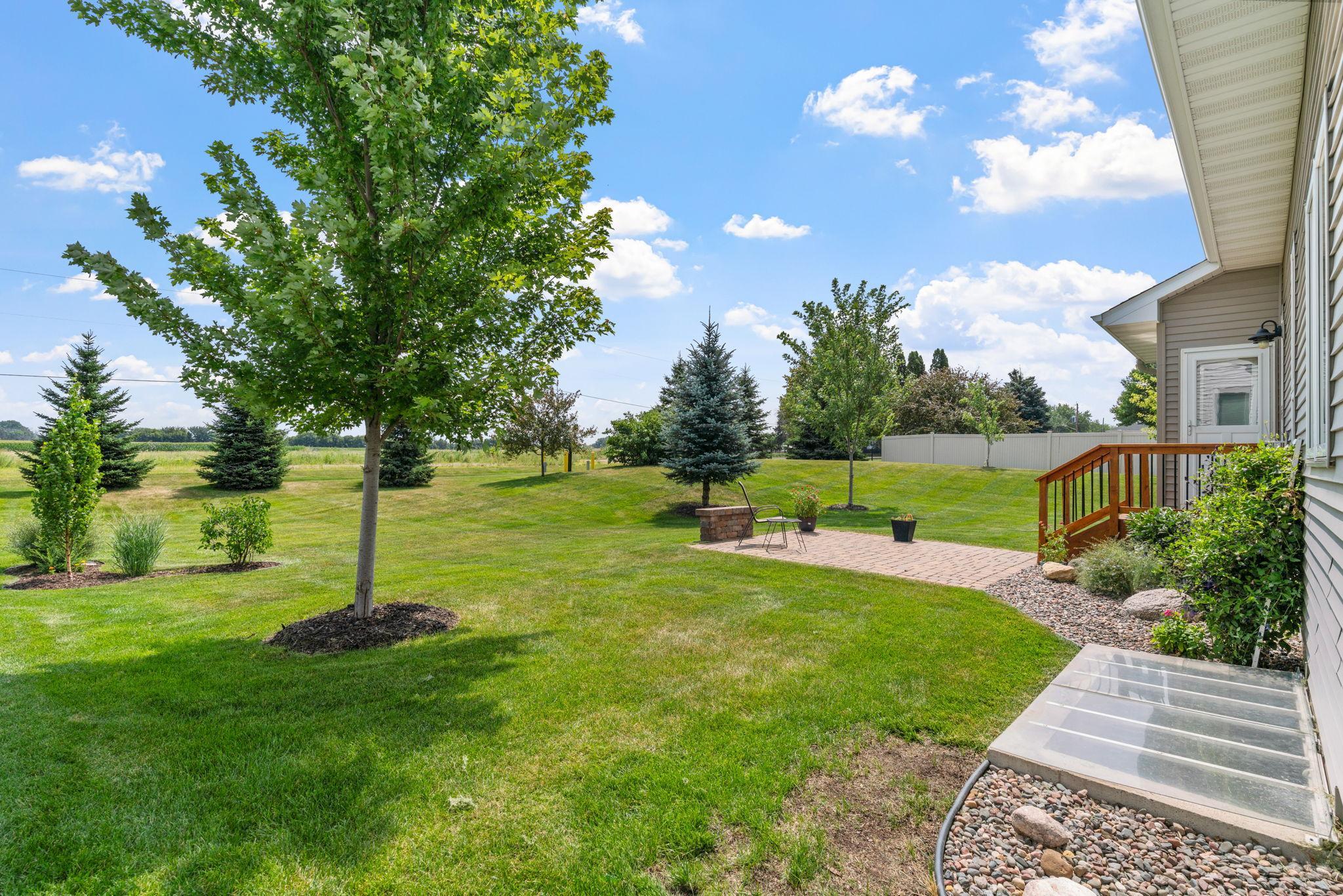 9-web-or-mls-12096 Malisa Ct-8.jpg