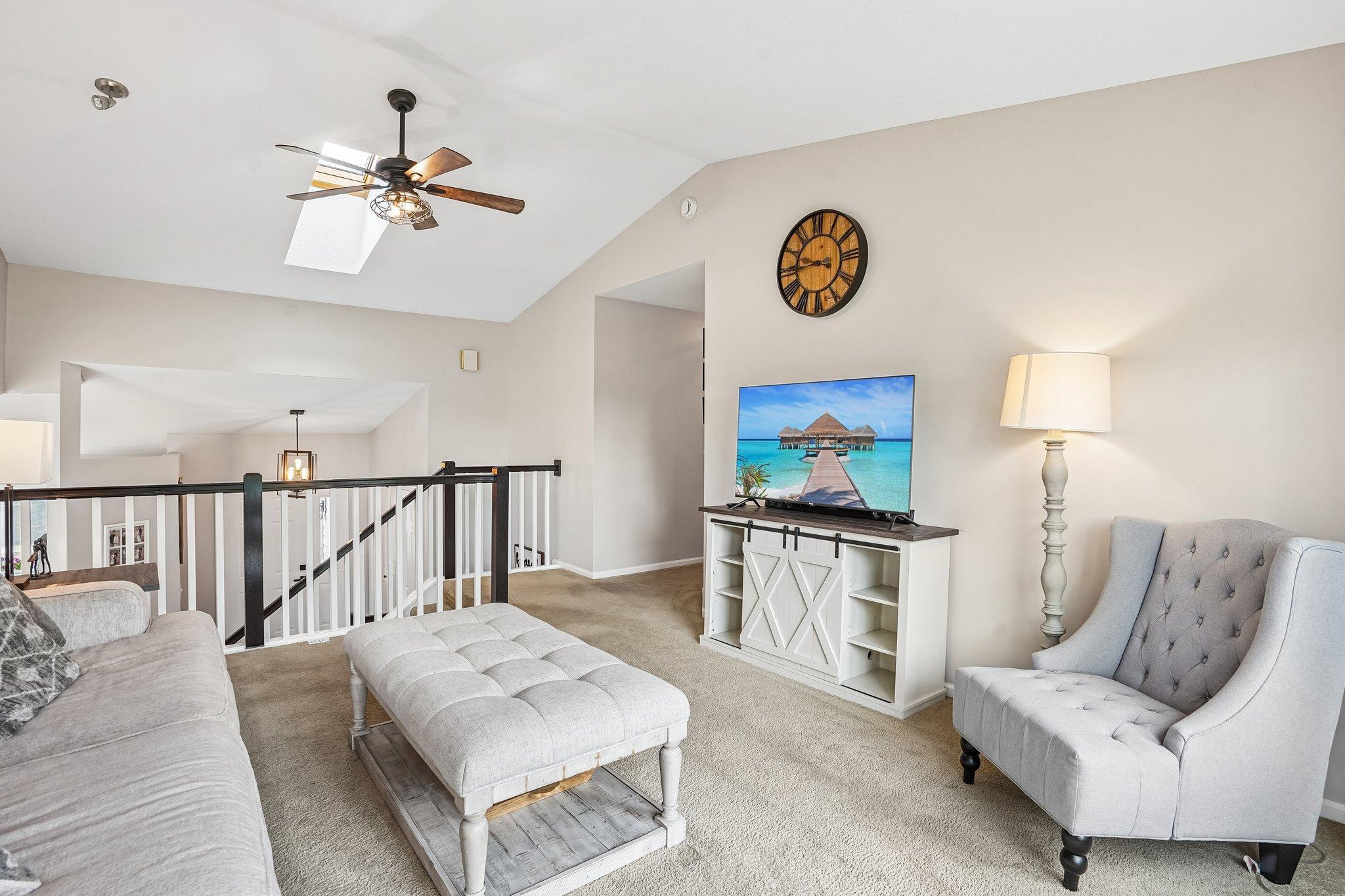 33-web-or-mls-Woodview Ct SE-S2307-033.jpg