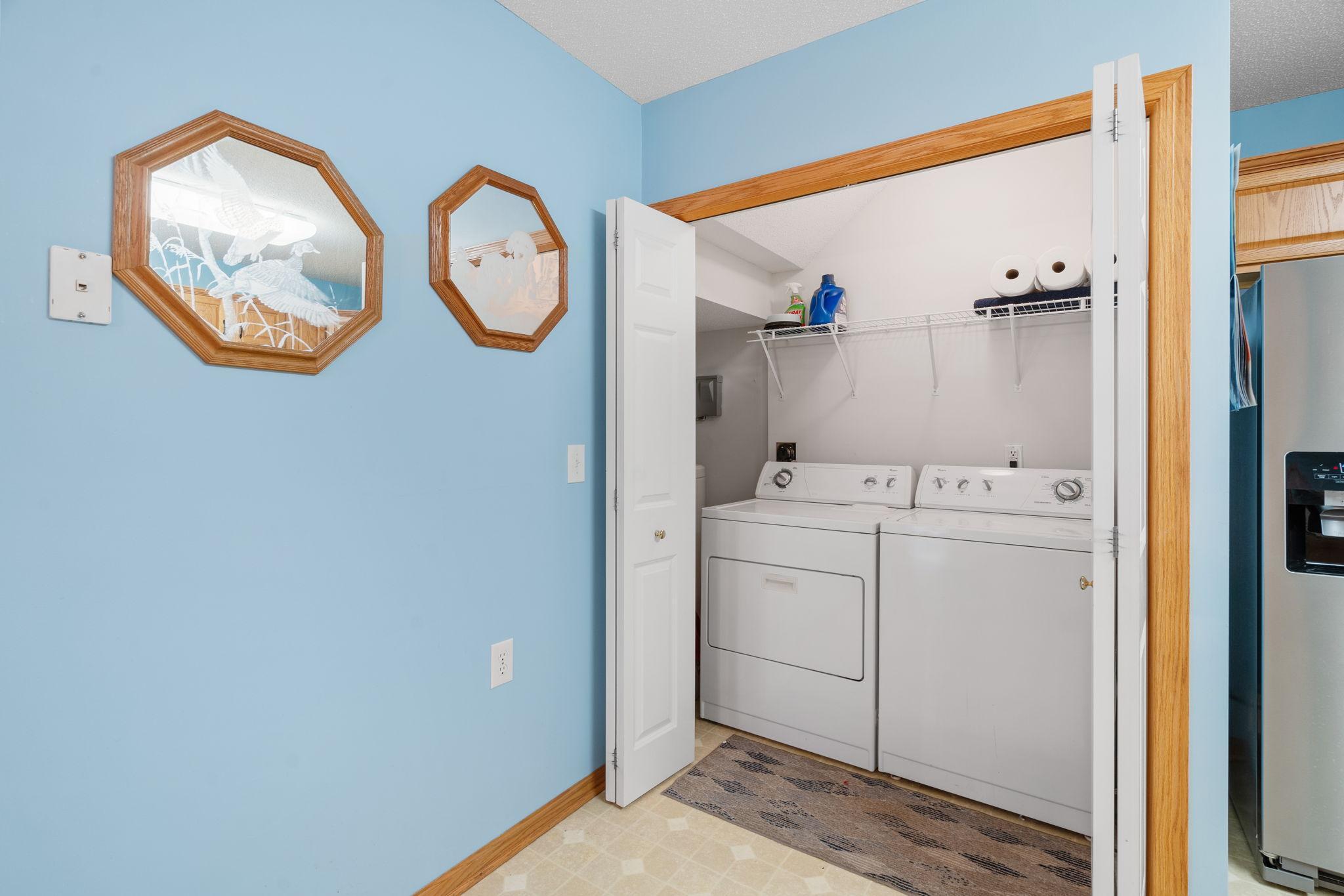 24-web-or-mls-6866 Blackhawk Trail 12-24.jpg