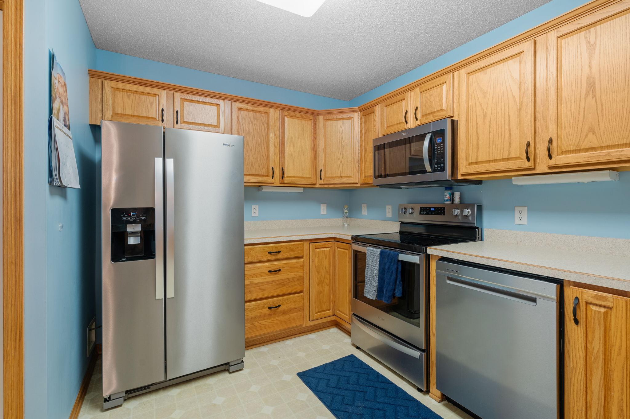 15-web-or-mls-6866 Blackhawk Trail 12-15.jpg