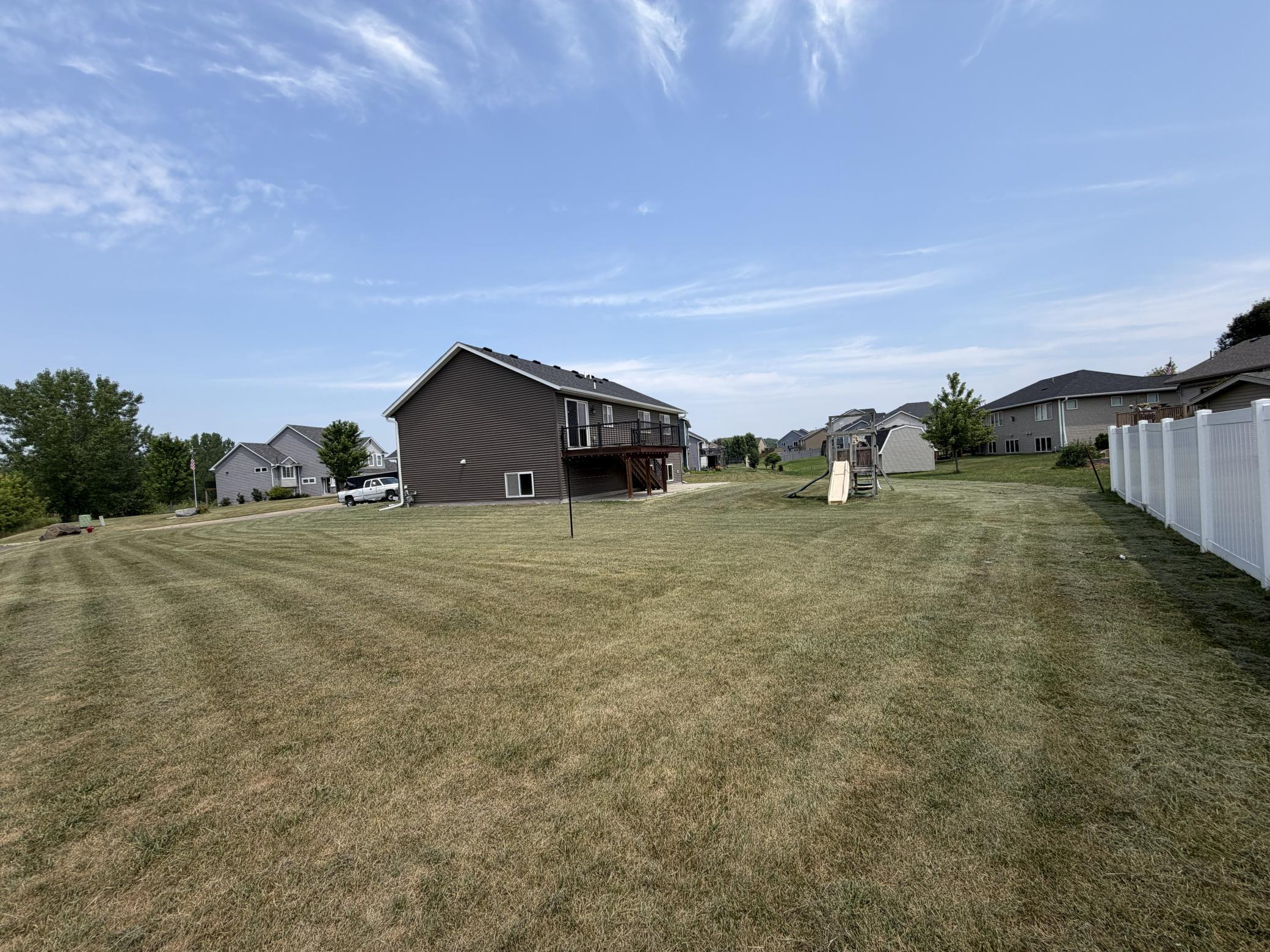 4) 74682-6a5e7bd50f448.jpg
