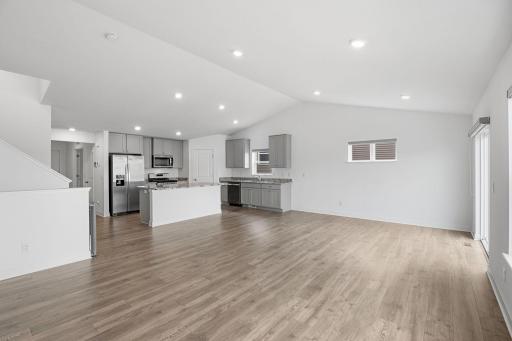 18085 Heirloom Court, Lakeville, MN 55044