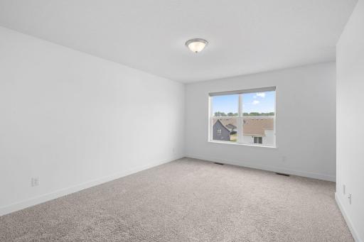 18085 Heirloom Court, Lakeville, MN 55044
