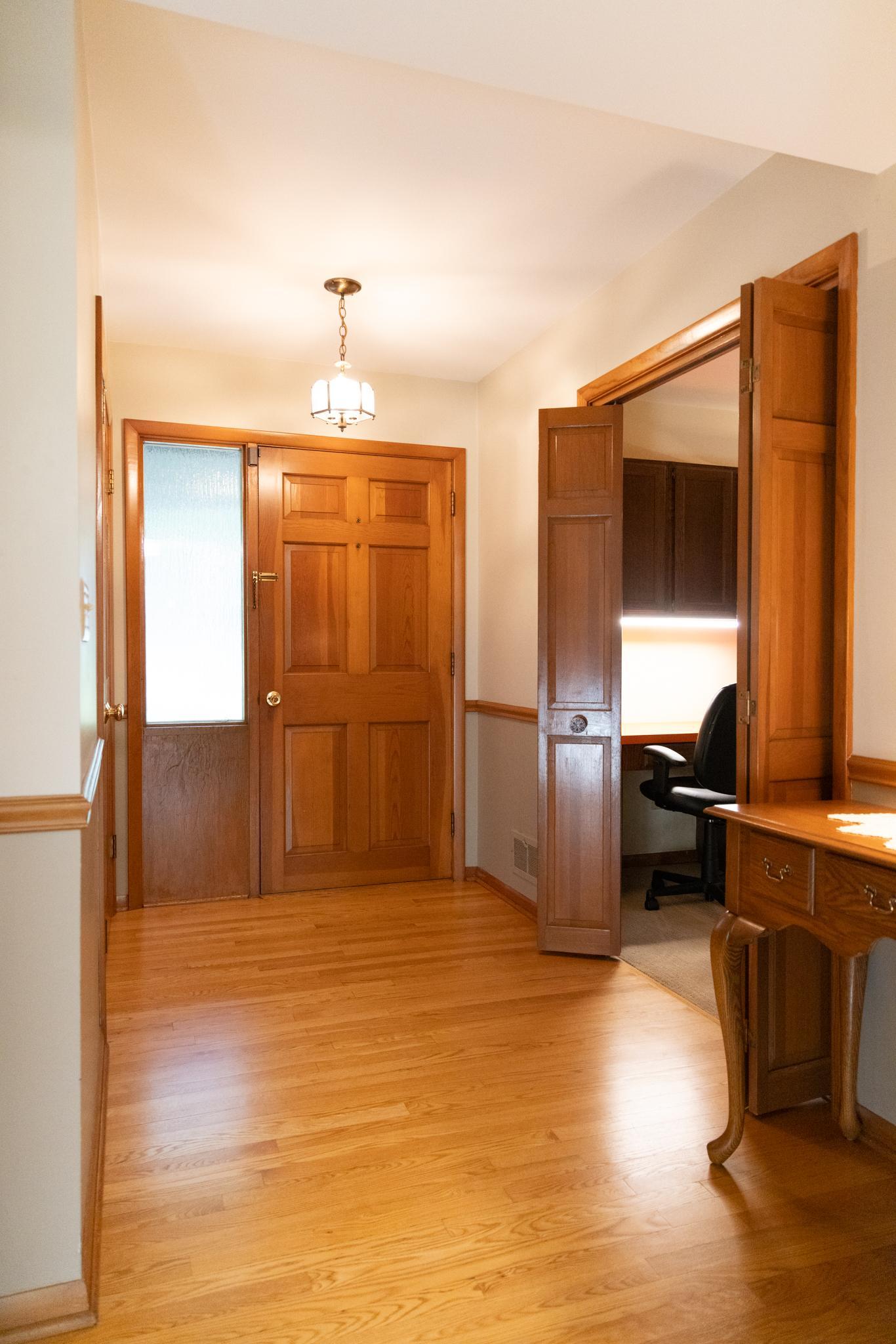 FOYER