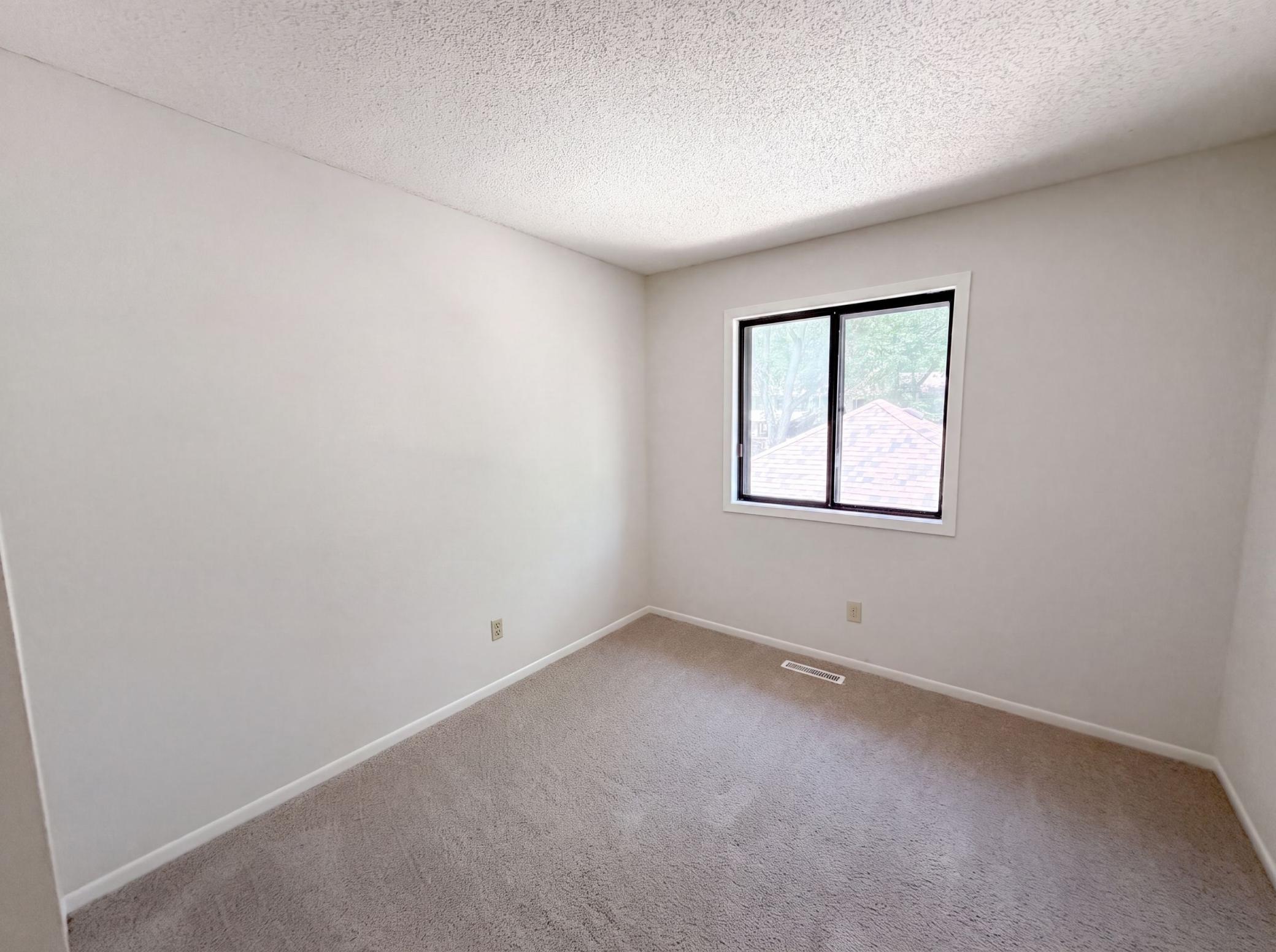 listing_17.jpg