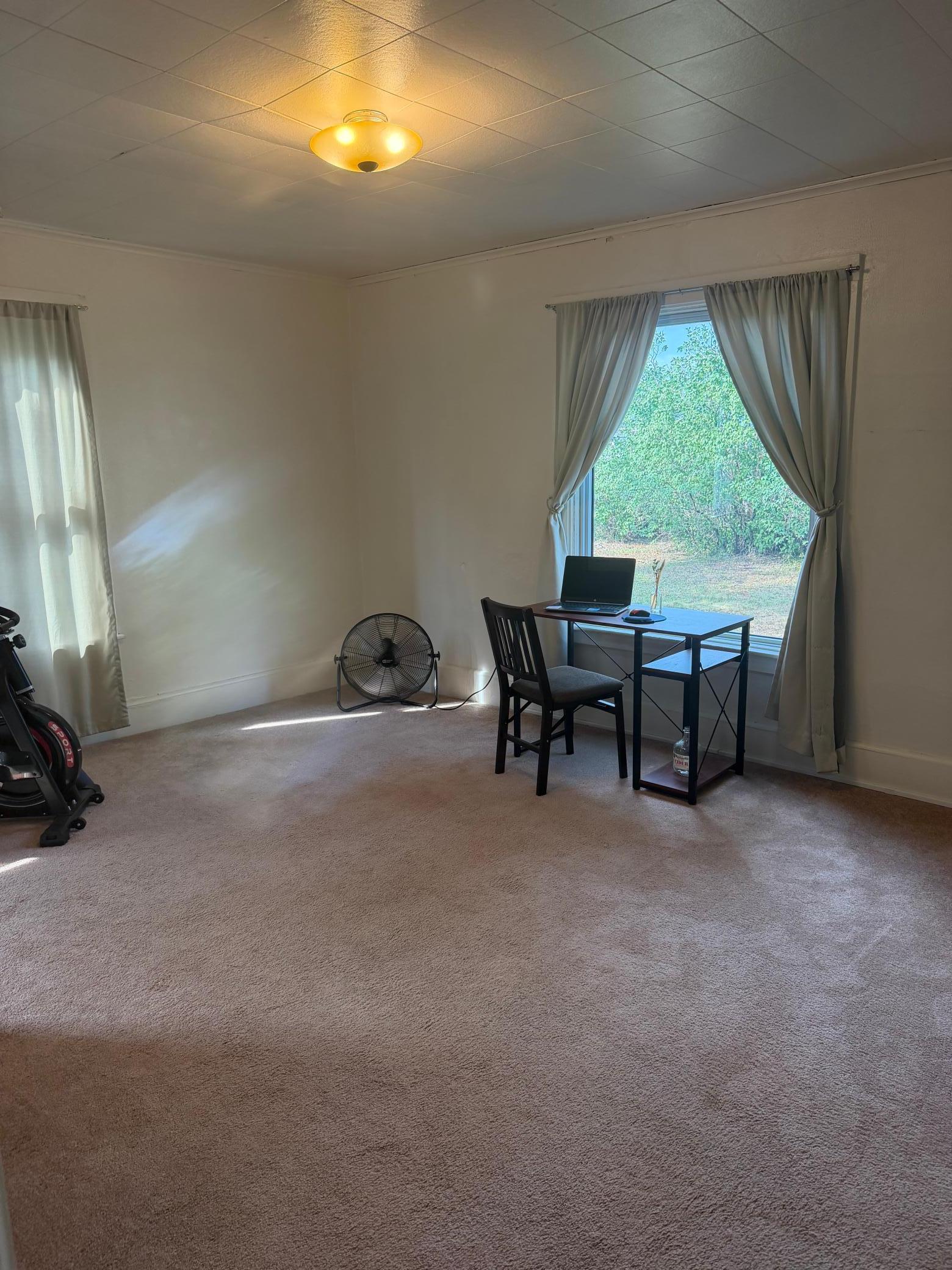 Living room 2.jpeg