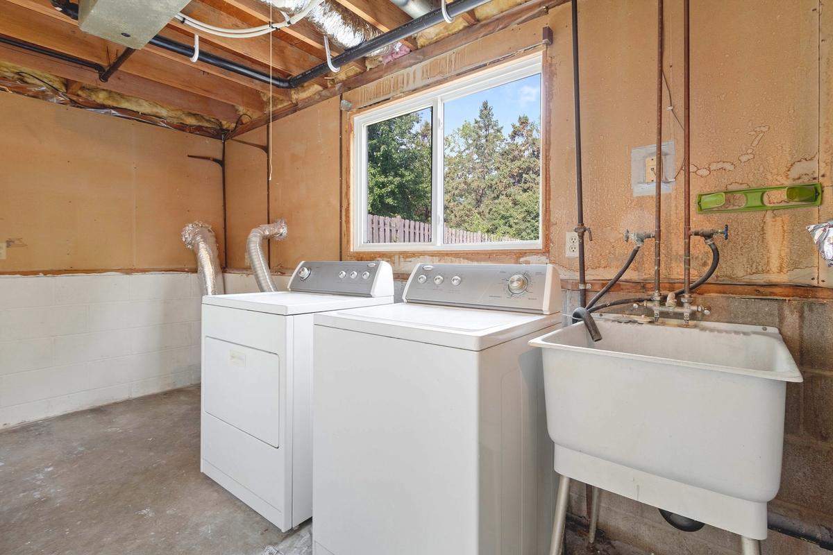 Large laundry room