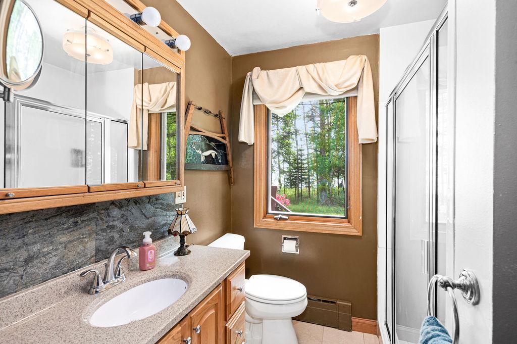 1690Hwy61interior-10.jpg