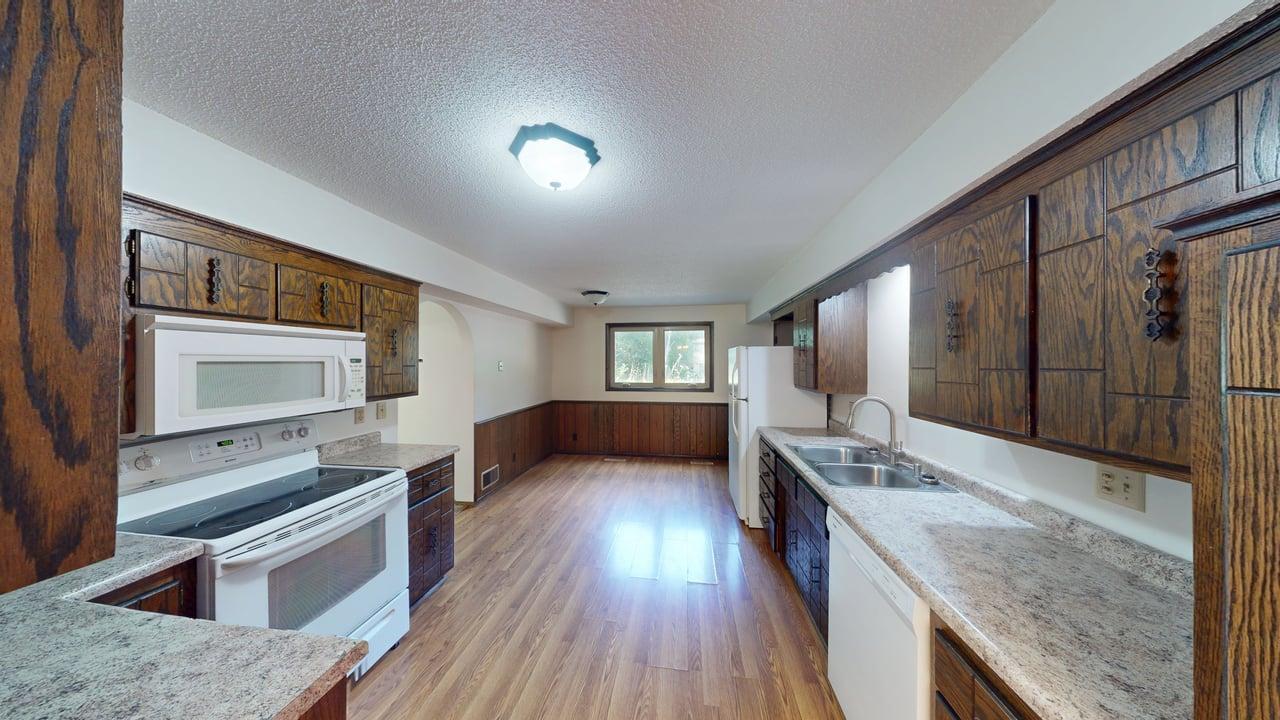 Additional view kitchen
