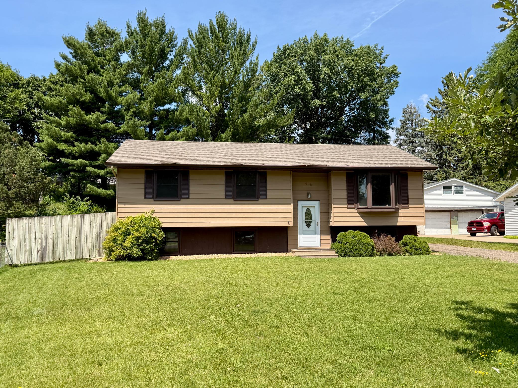 Welcome to 606 Grospoint Lane North! Photos Coming Soon.