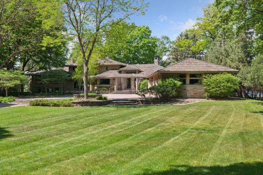 28235 Boulder Cir, Excelsior, MN 55331
