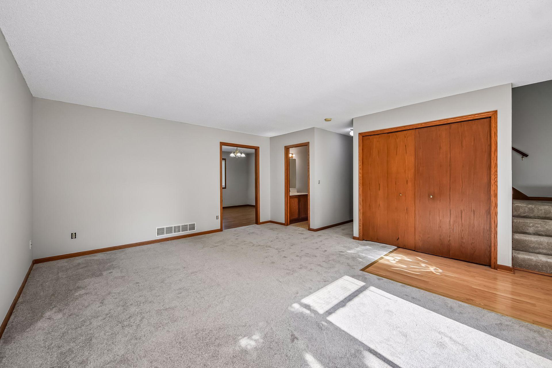 1/2 Bath and Stairway to Lower Level