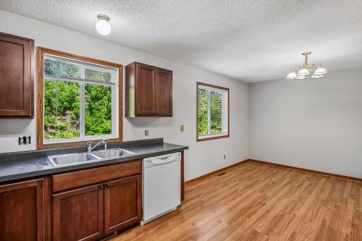 417 Hunter Drive, Watertown, MN 55388