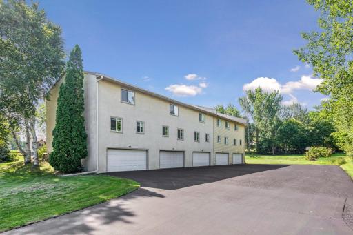 417 Hunter Drive, Watertown, MN 55388