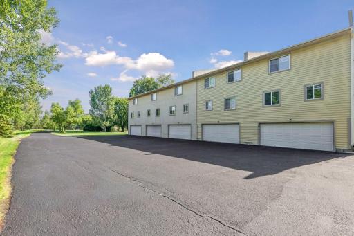 417 Hunter Drive, Watertown, MN 55388