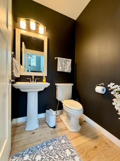 4995 Chalet Court, Red Wing, MN 55066