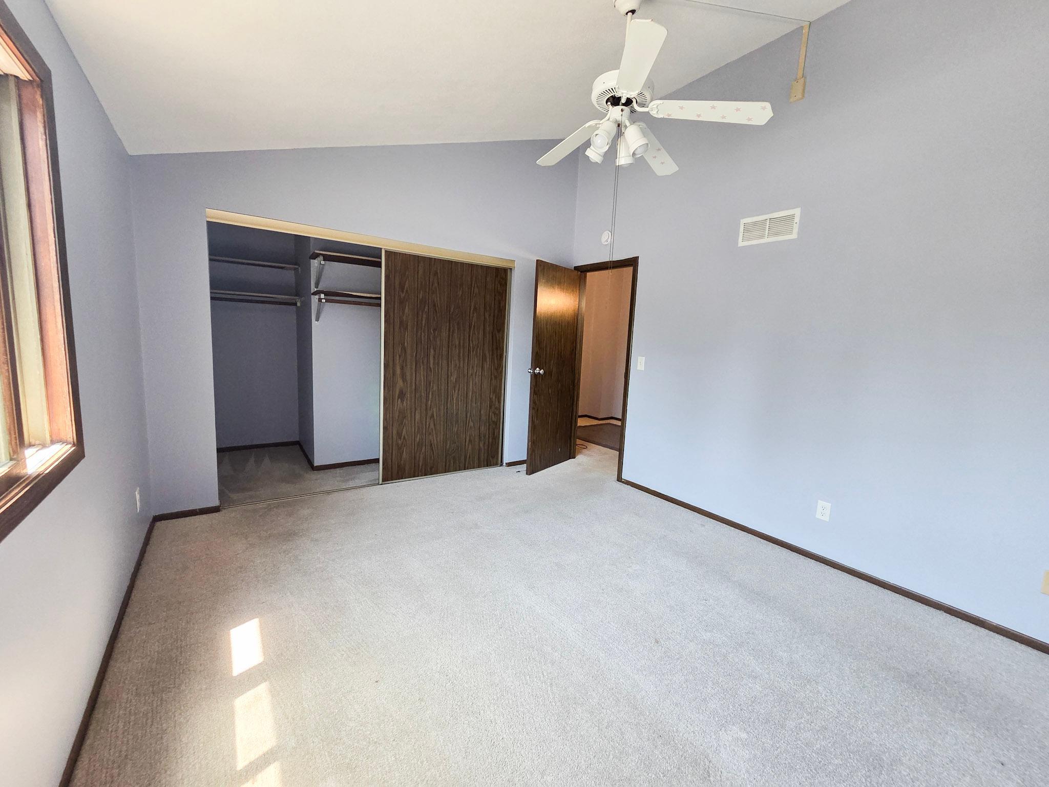 30-Room1-1.jpg