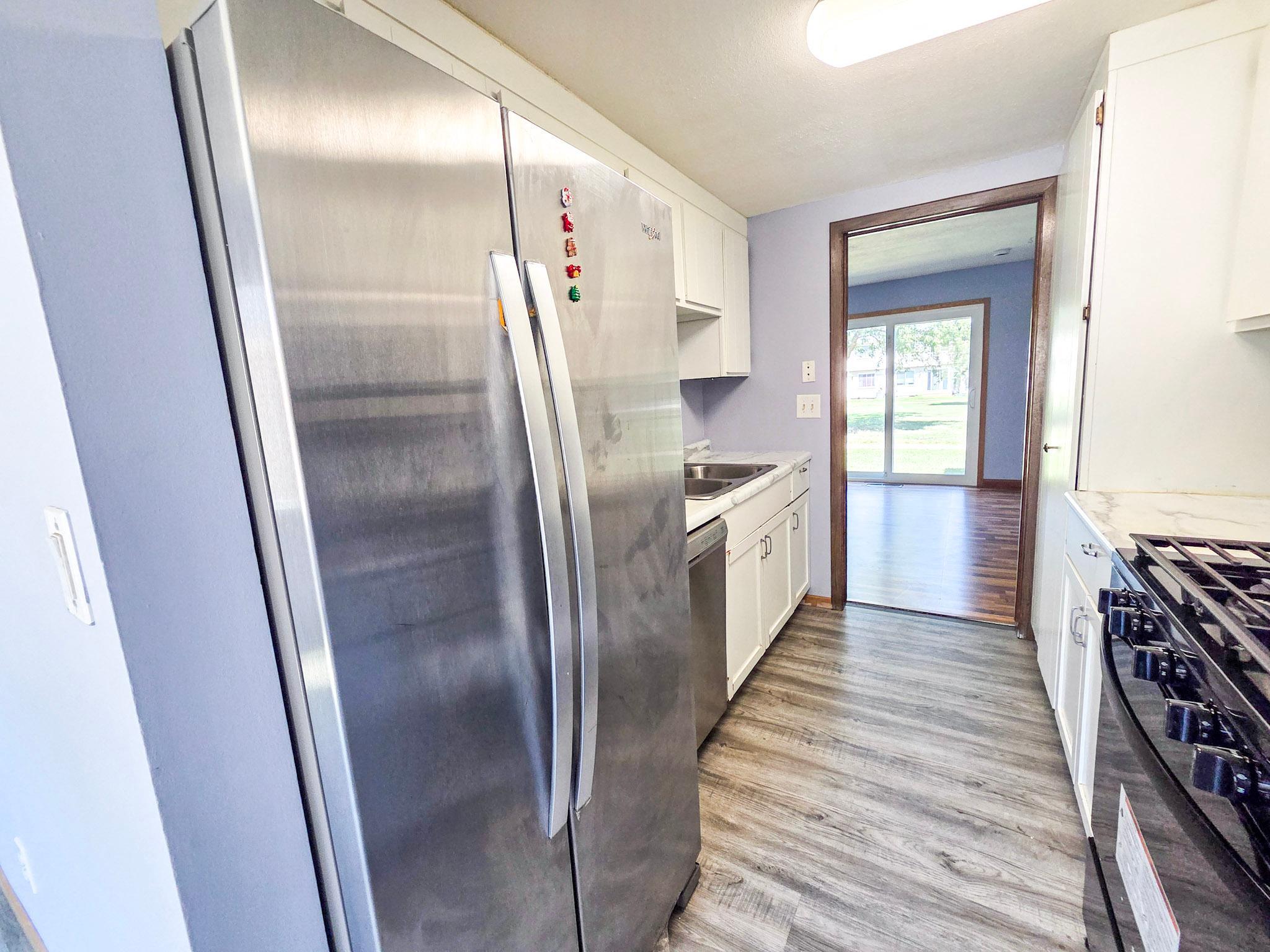15-Kitchen 2.jpg