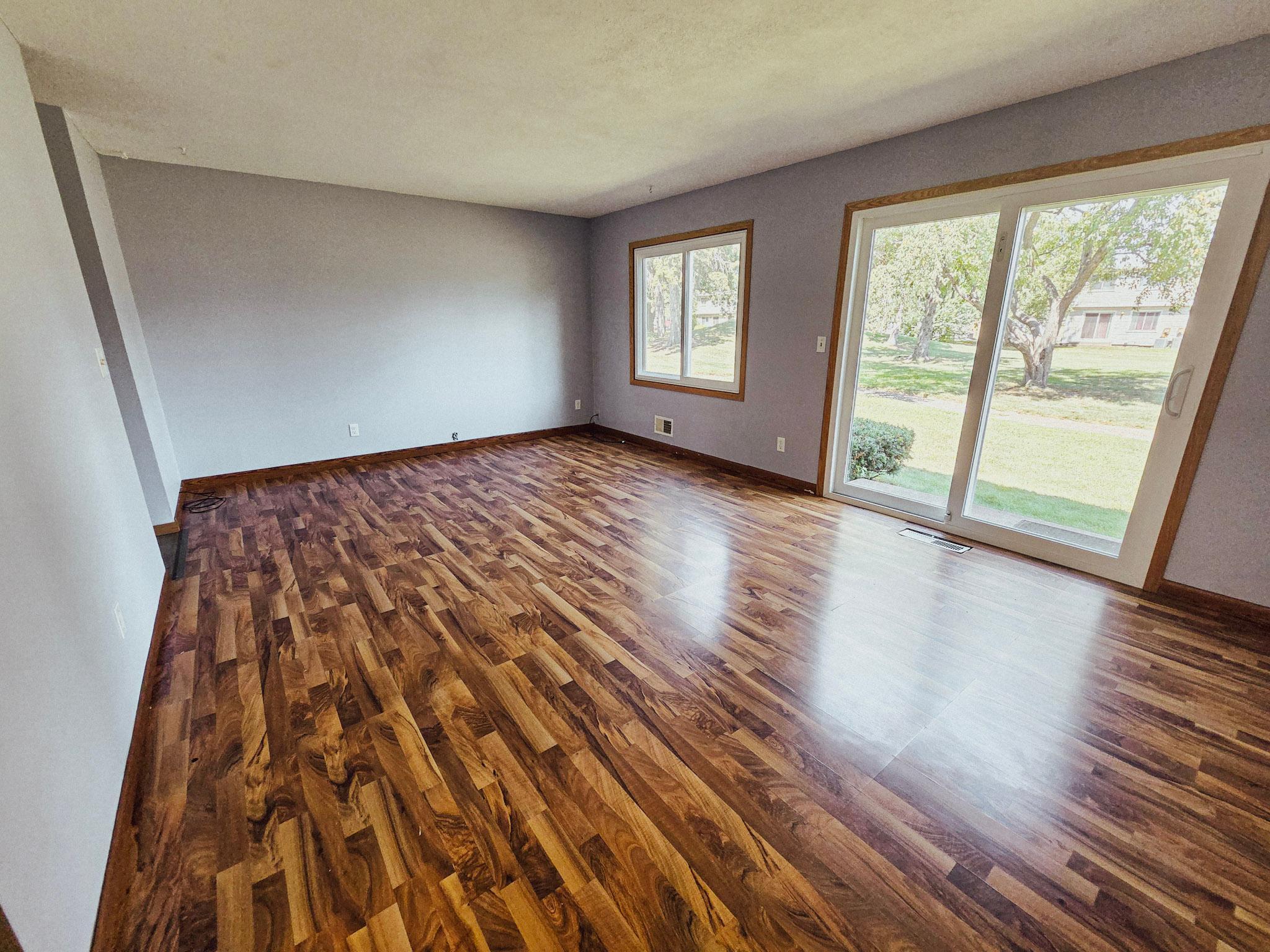 19-Living rm 1.jpg