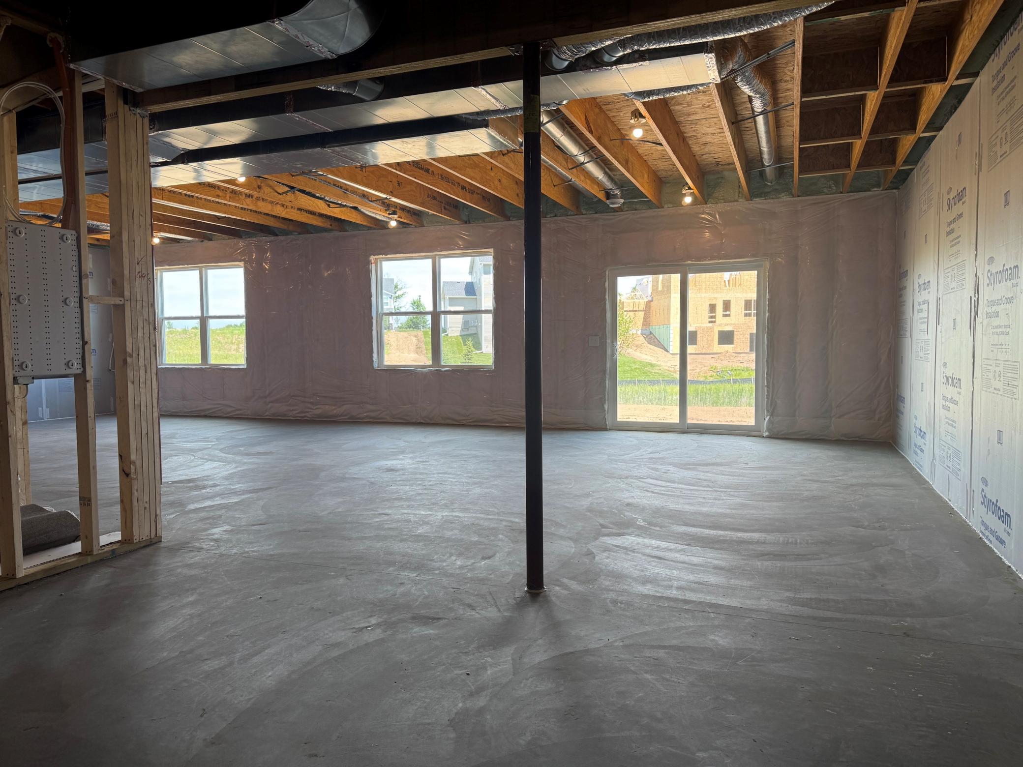 6153 Goodview Ave S Mercer Basement.jpg