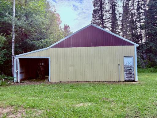 Detached garage 23x36
