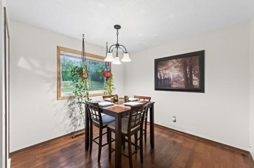 Dinette or bonus office space?