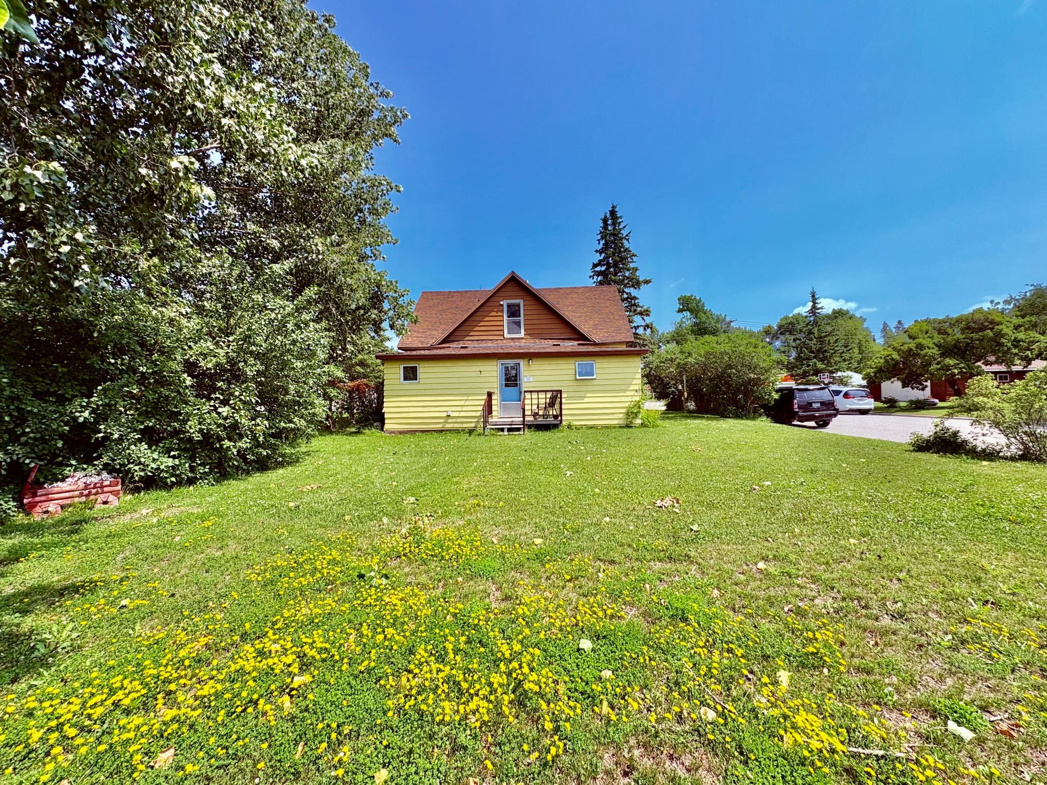Large corner lot