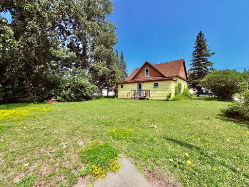 Corner lot across from Baudette Bay