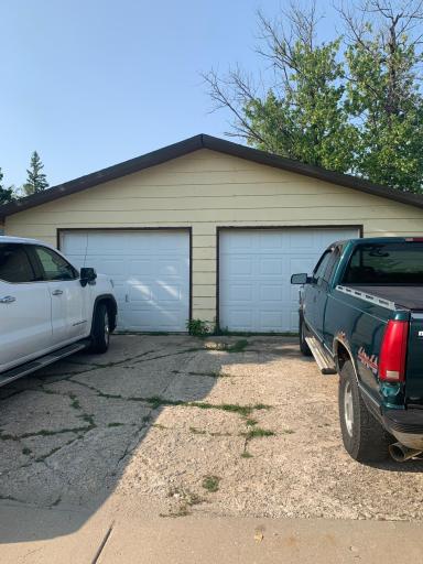 Detached 2 stall garage