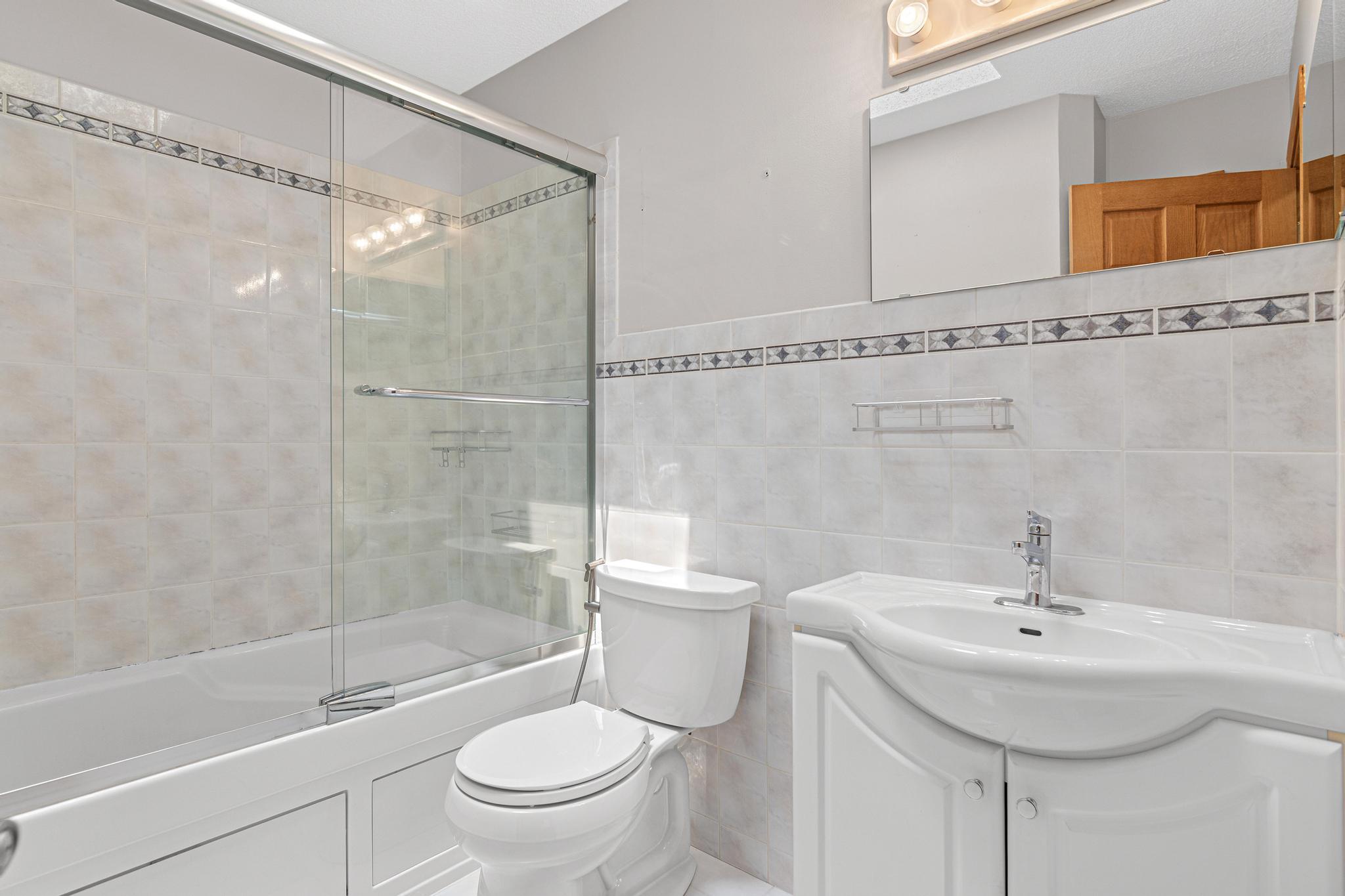 11221 Sumter Ave N-13.jpg