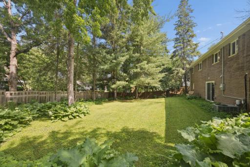 1425 Orkla Drive, Golden Valley, MN 55427