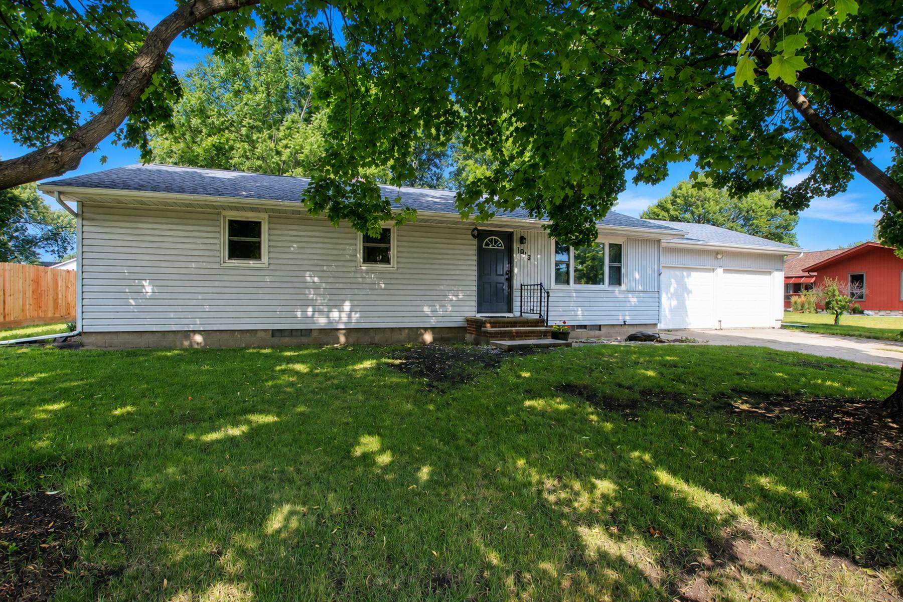 Welcome home to 1013 9th St!