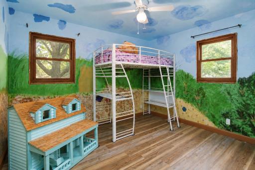 What child wouldn't love to call this third bedroom theirs?? Beautifully painted murals!