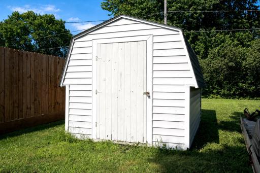 Included is a shed in the back yard for mowers, bikes or yard games!