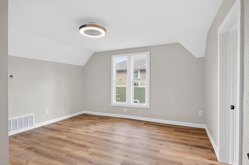 2218 Irving Avenue N, Minneapolis, MN 55411