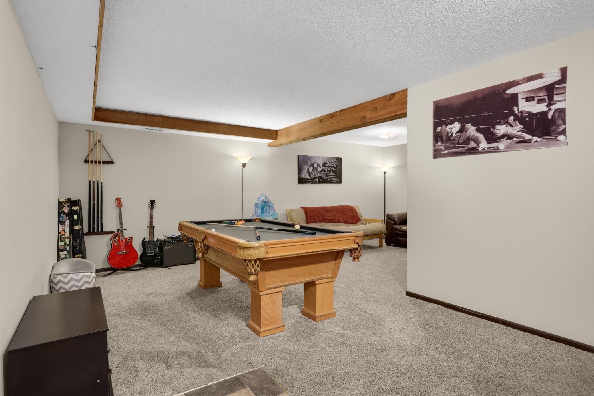 2201 Stroden Circle, Golden Valley, MN 55427