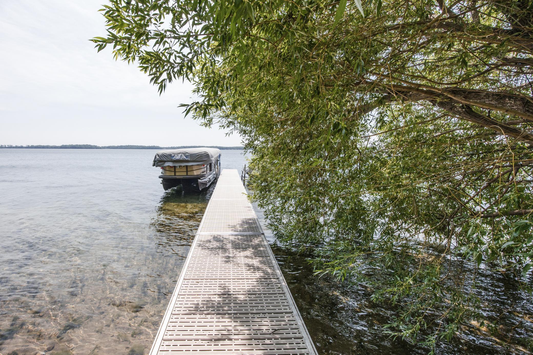 Dock